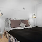 아파트 Aristea