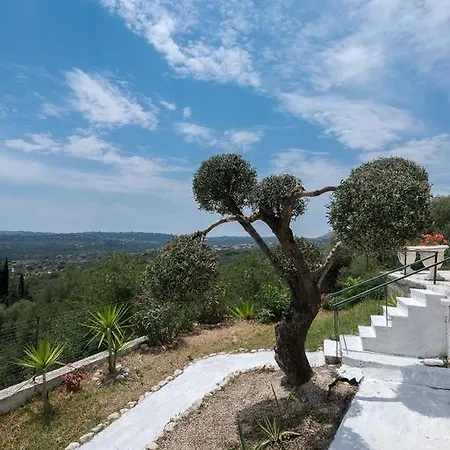 Aristea Apartment *
